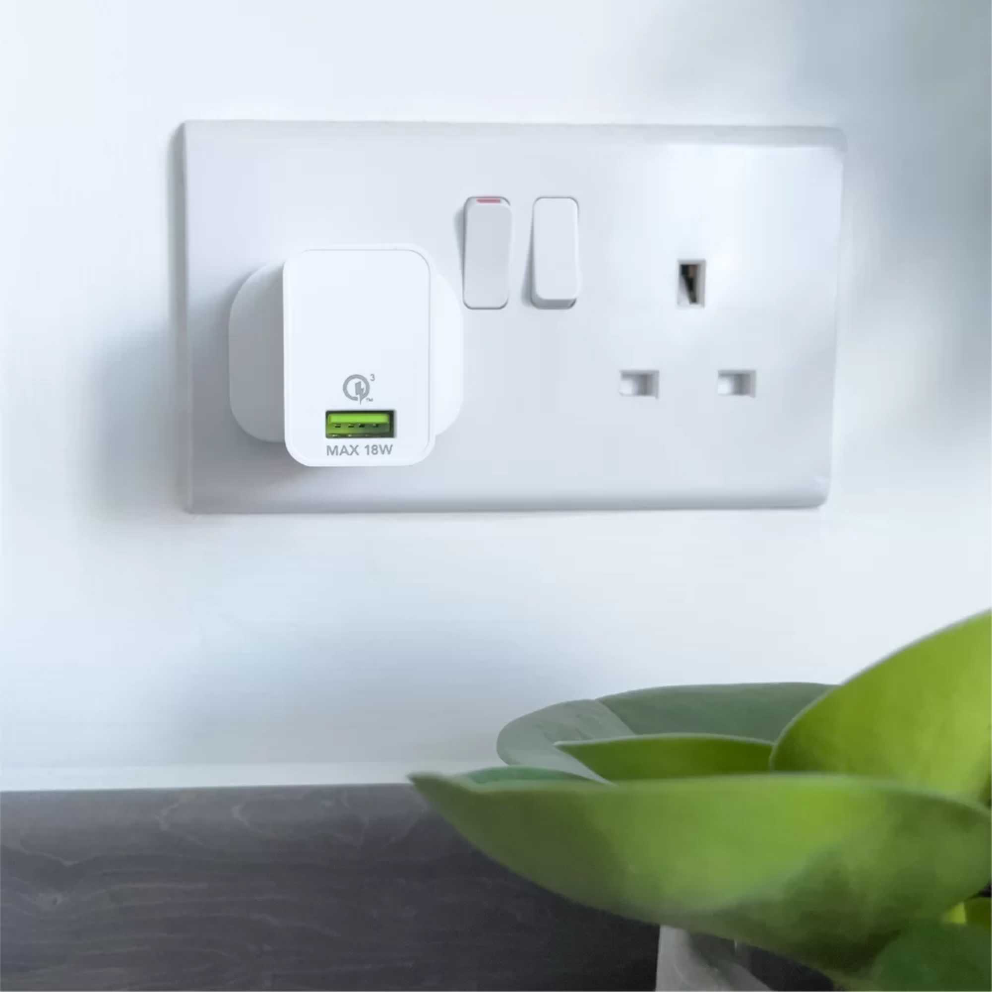 VH18AW Super-Fast 18W USB Wall Charger