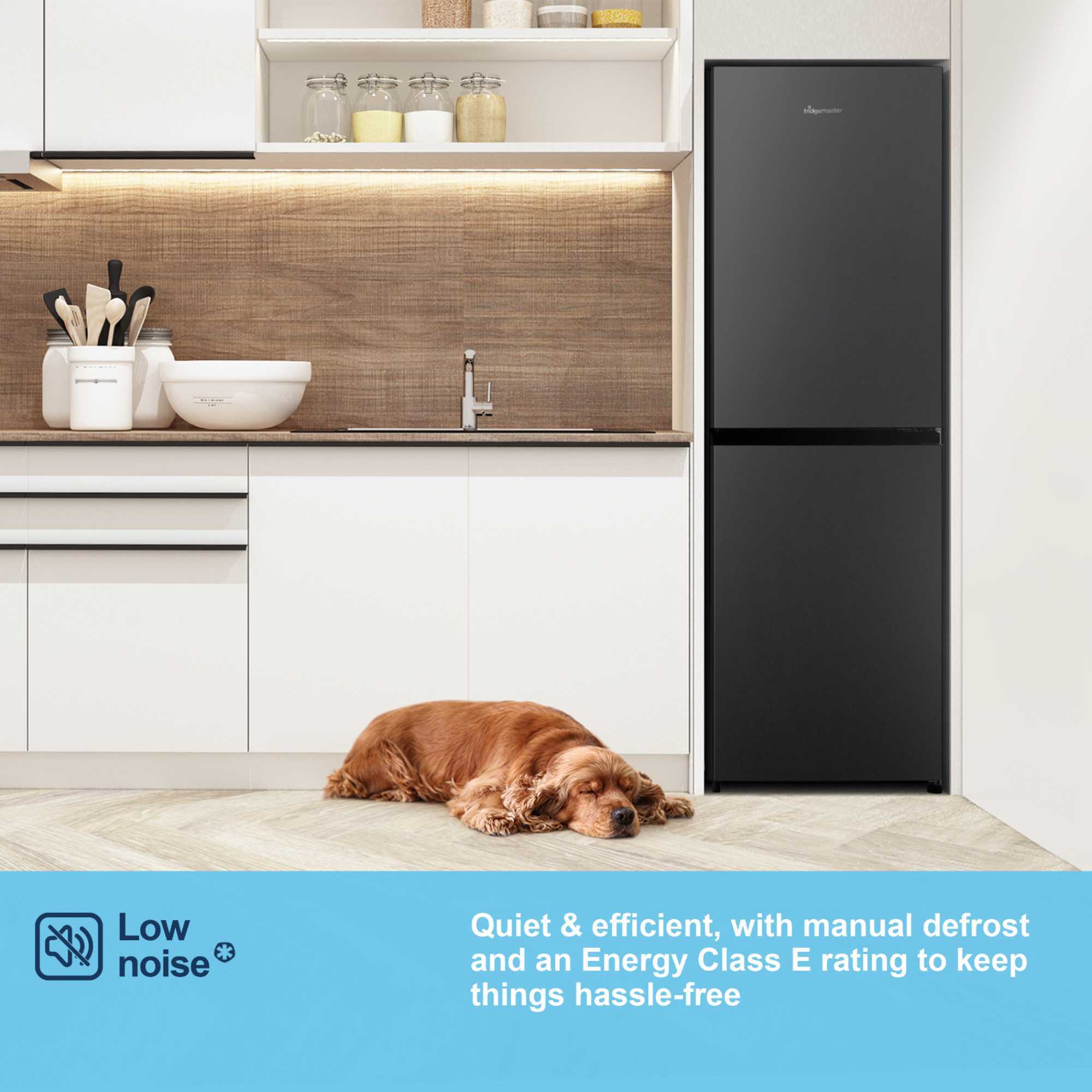 MC55240EB 252l Fridge Freezer - Black