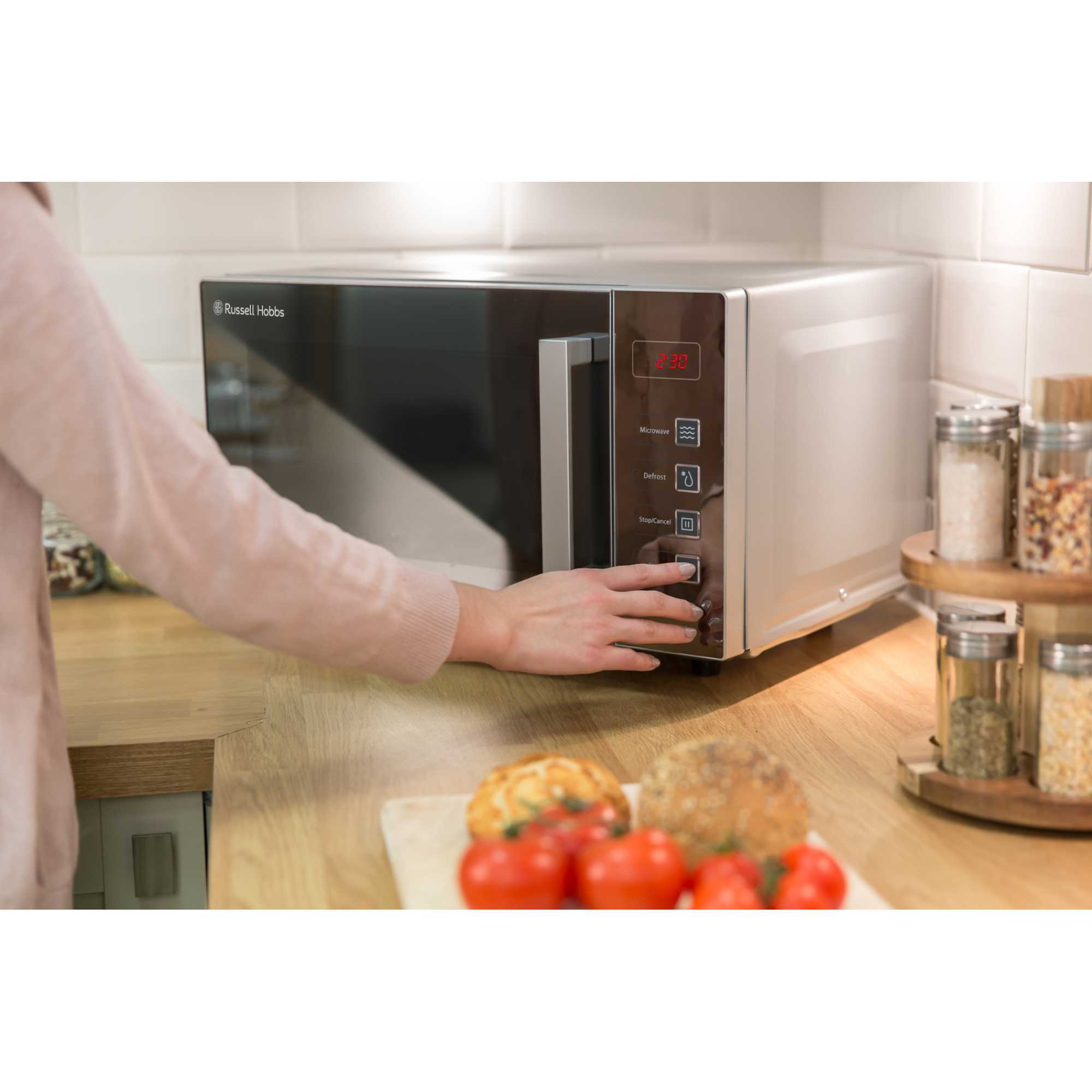RHEM2301S 23L Flatbed Solo 800w Microwave - Silver