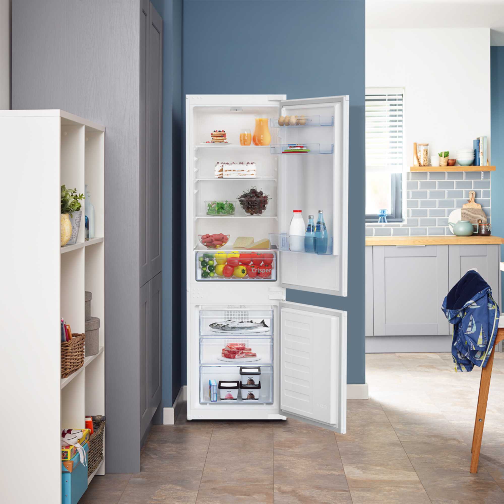 Built-In Fridge Freezer 70/30 Frost Free - BCFD473